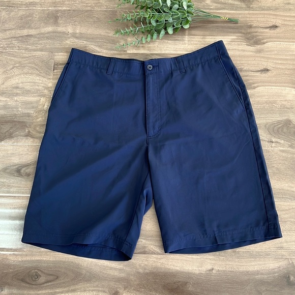 GRAND SLAM men’s golf shorts ⛳️- size 36 - like NEW - Picture 1 of 5